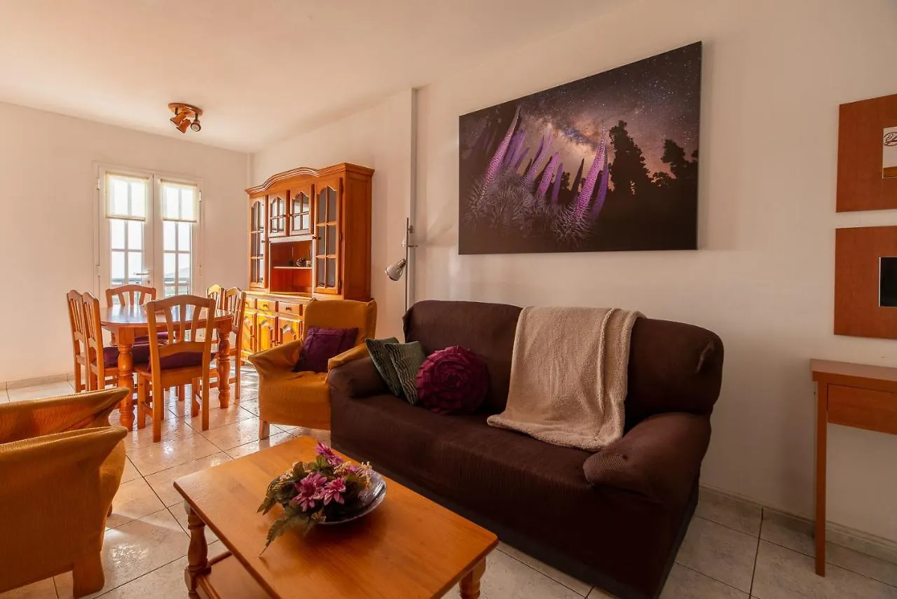 Apartamentos Leomar I Los Llanos De Aridane Spain